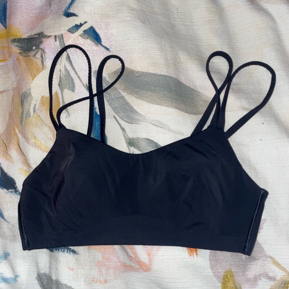 Lululemon Like a Cloud bra